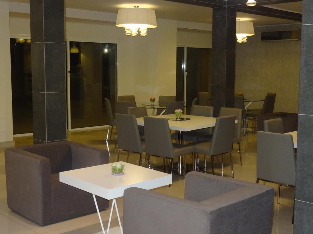 The Hub Hotel New England Rum bild